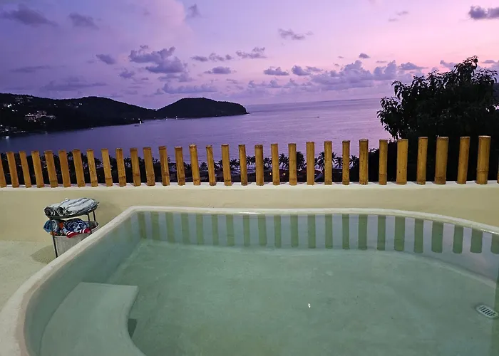Punta Peñasco Zihuatanejo